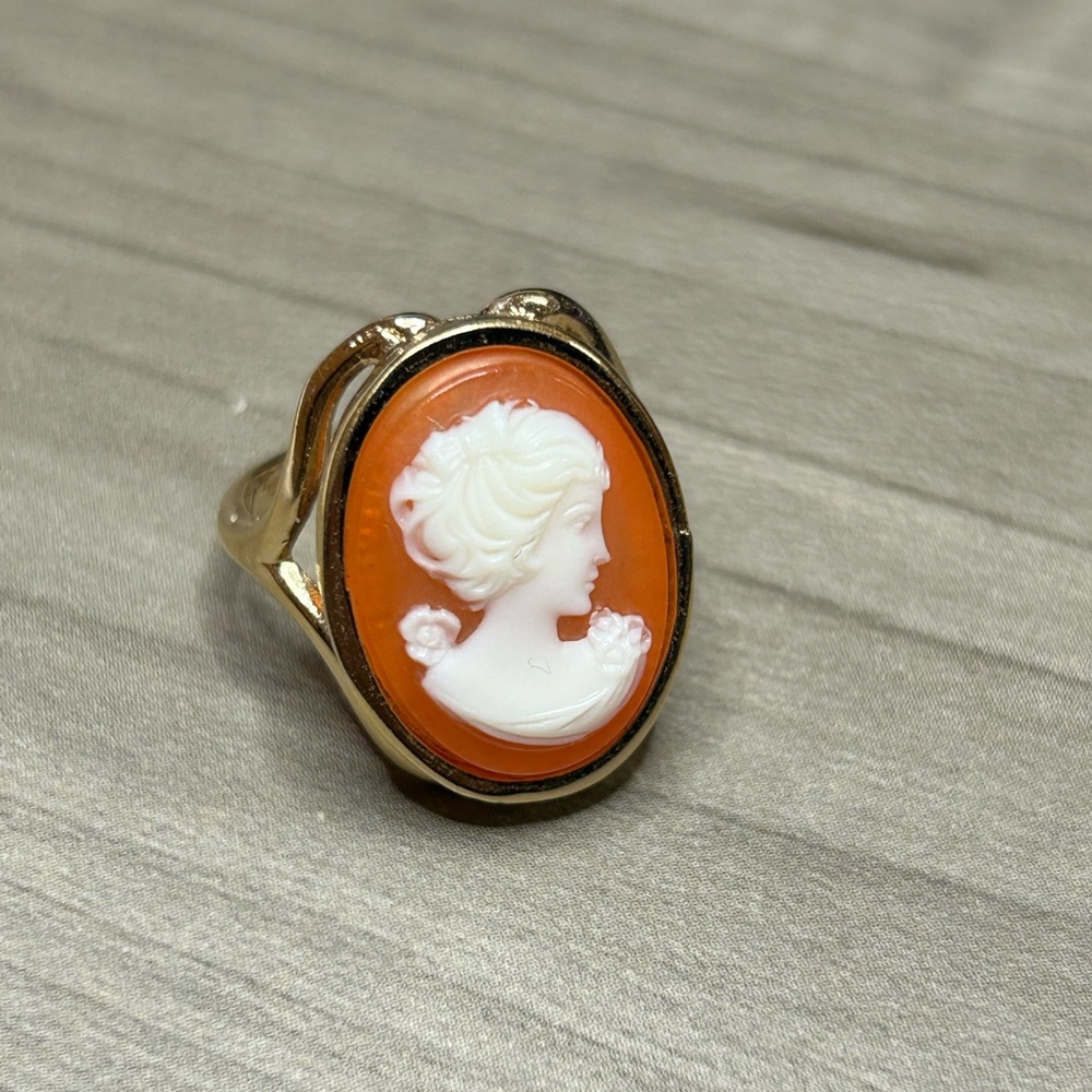 Vintage Cameo Ring - gold filled, signed